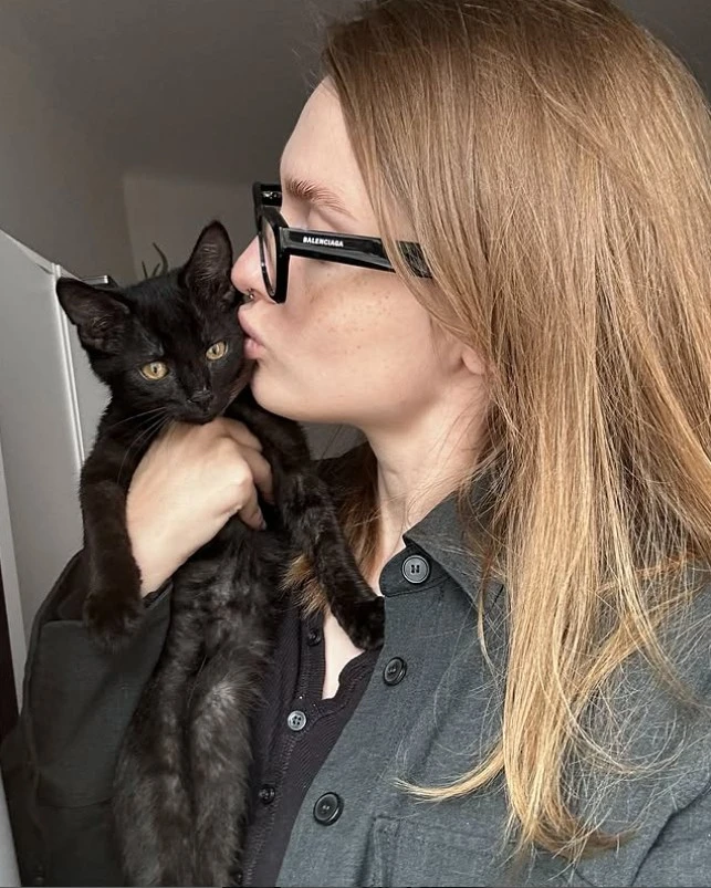Yuliia Parenyuk with cat